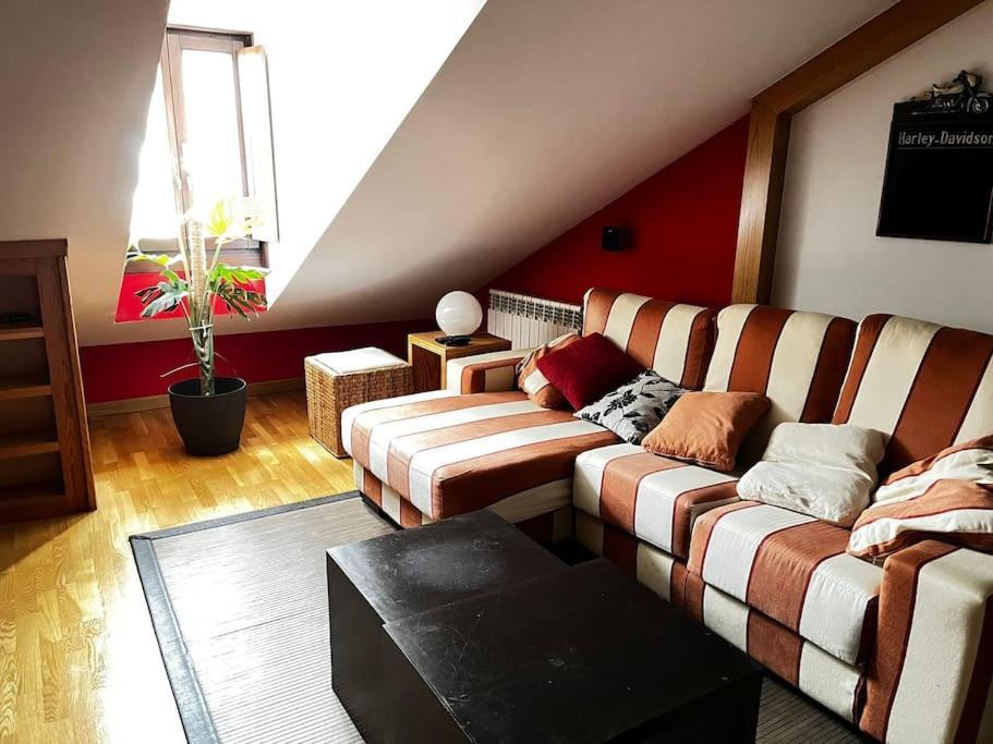 Apartamento Castillo Ponferrada. Εξωτερικό φωτογραφία