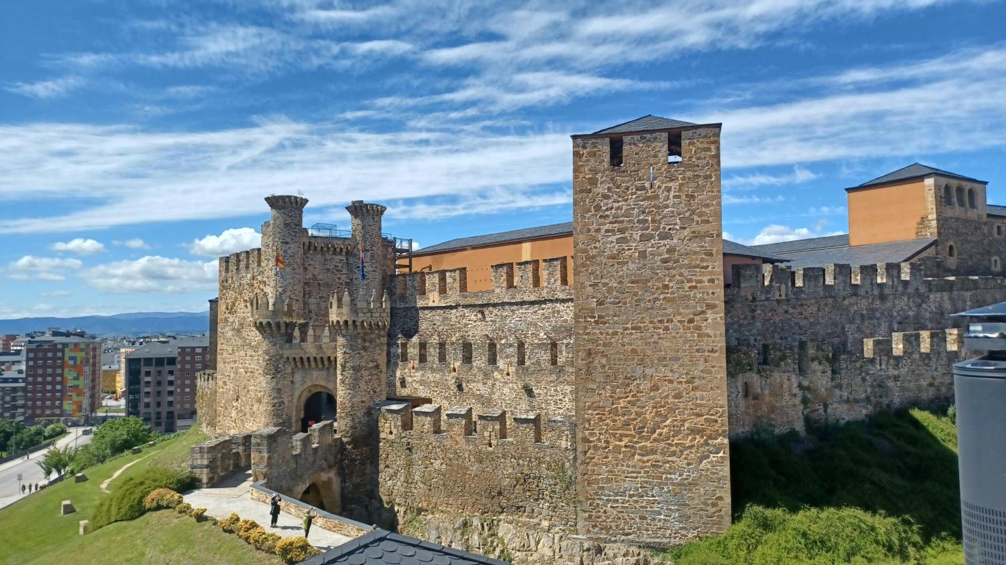 Apartamento Castillo Ponferrada. Εξωτερικό φωτογραφία